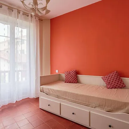 Apartment Bel Moderne A 2 Pas De La Et Rue Pietonne, Centre-ville, Calme, Wifi Inclus - Fr-1-4-692