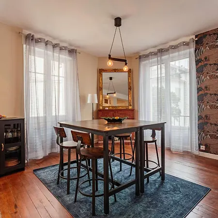 Bel Moderne A 2 Pas De La Et Rue Pietonne, Centre-ville, Calme, Wifi Inclus - Fr-1-4-692 Apartment